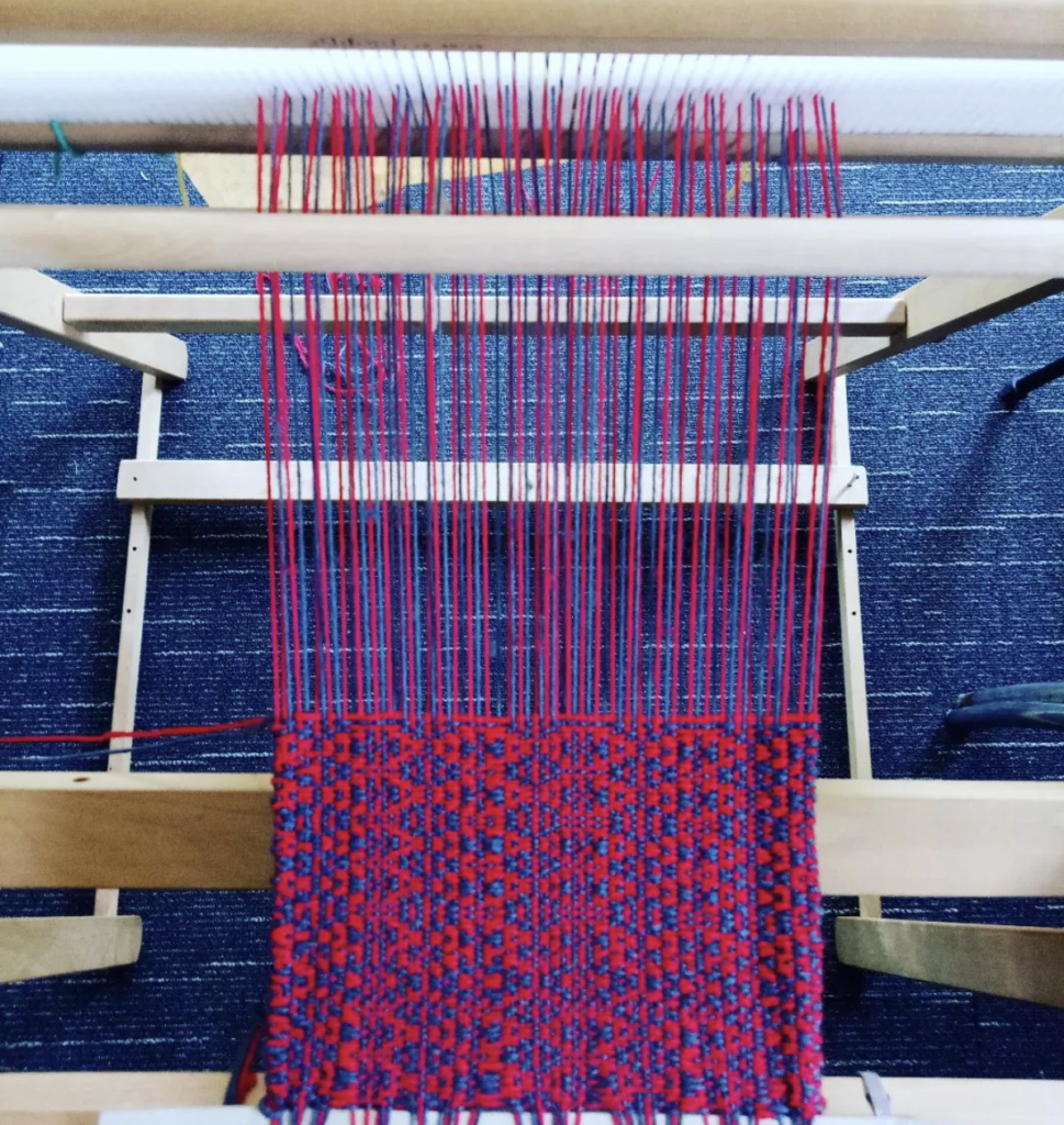 Choosing Yarn for Weaving on a Floor Loom 